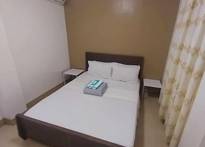 Eli's Villa *